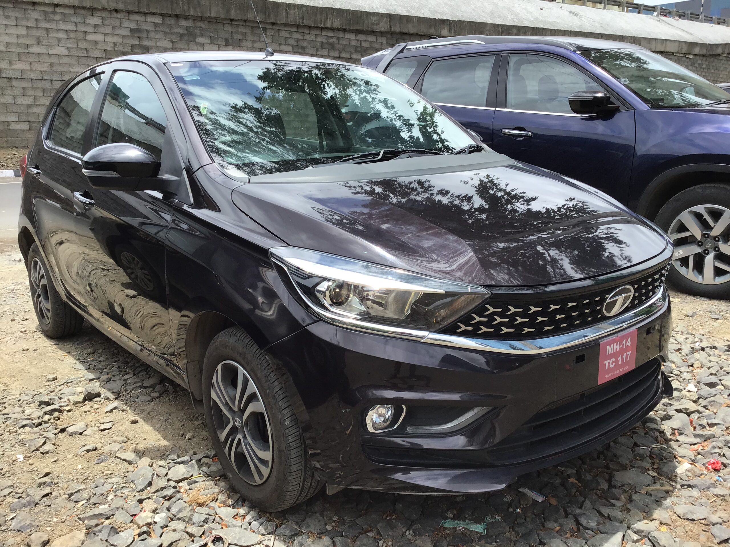 Tata Tiago i-CNG- Decent Performance But Small Boot