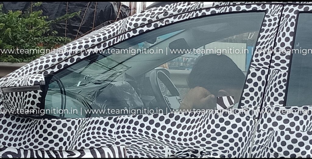 Tata Nexon Facelift spotted again ahead of its launch in coming months