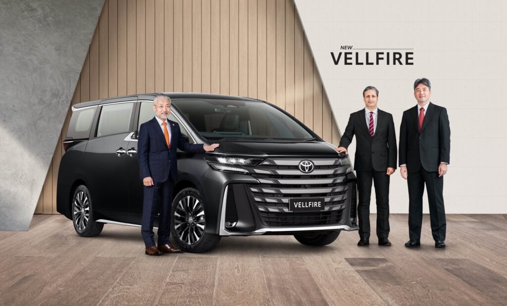 2023 Toyota Vellfire launched in India, prices starts from 1.20 Cr