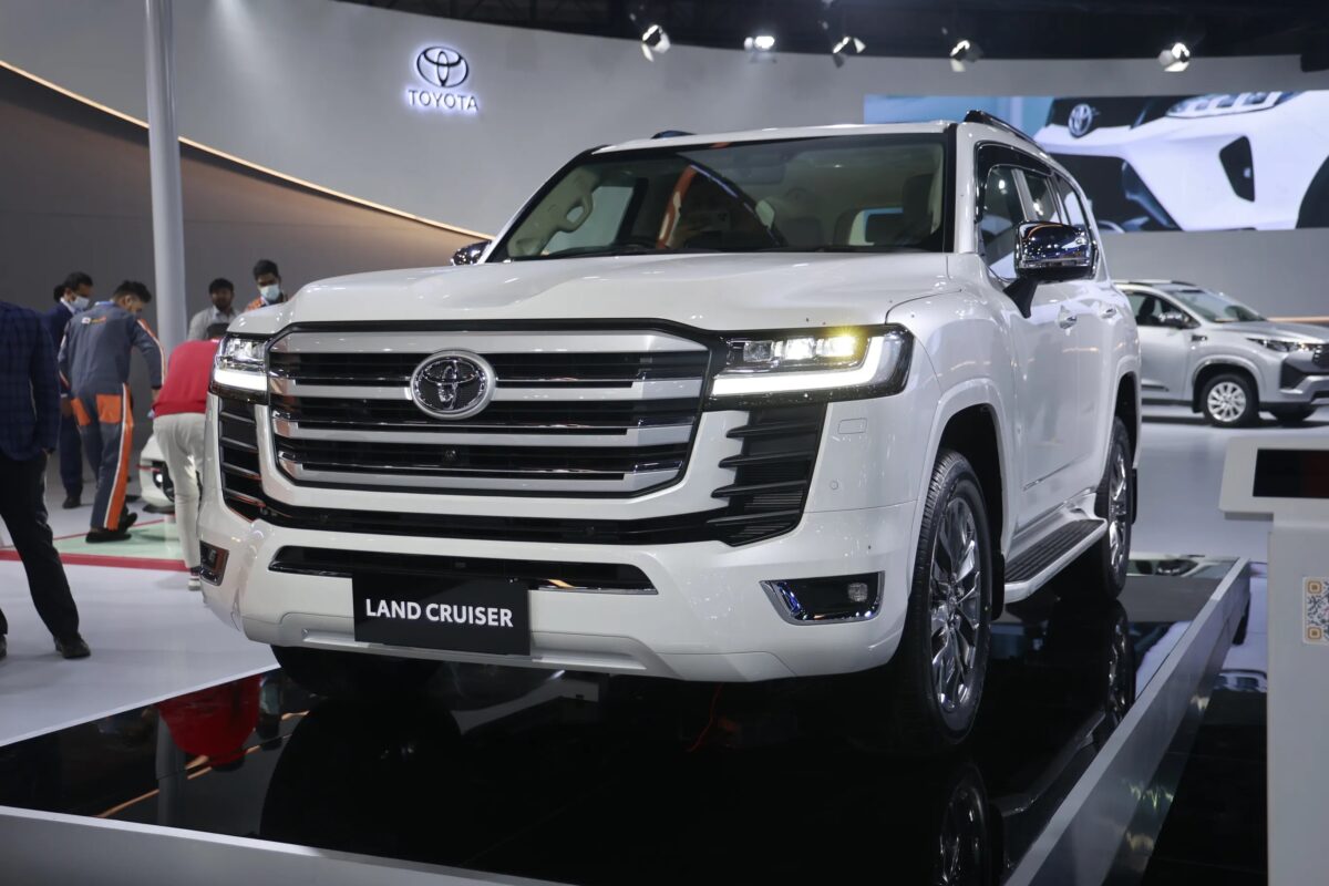 Toyota Land Cruiser Bookings Stopped in India